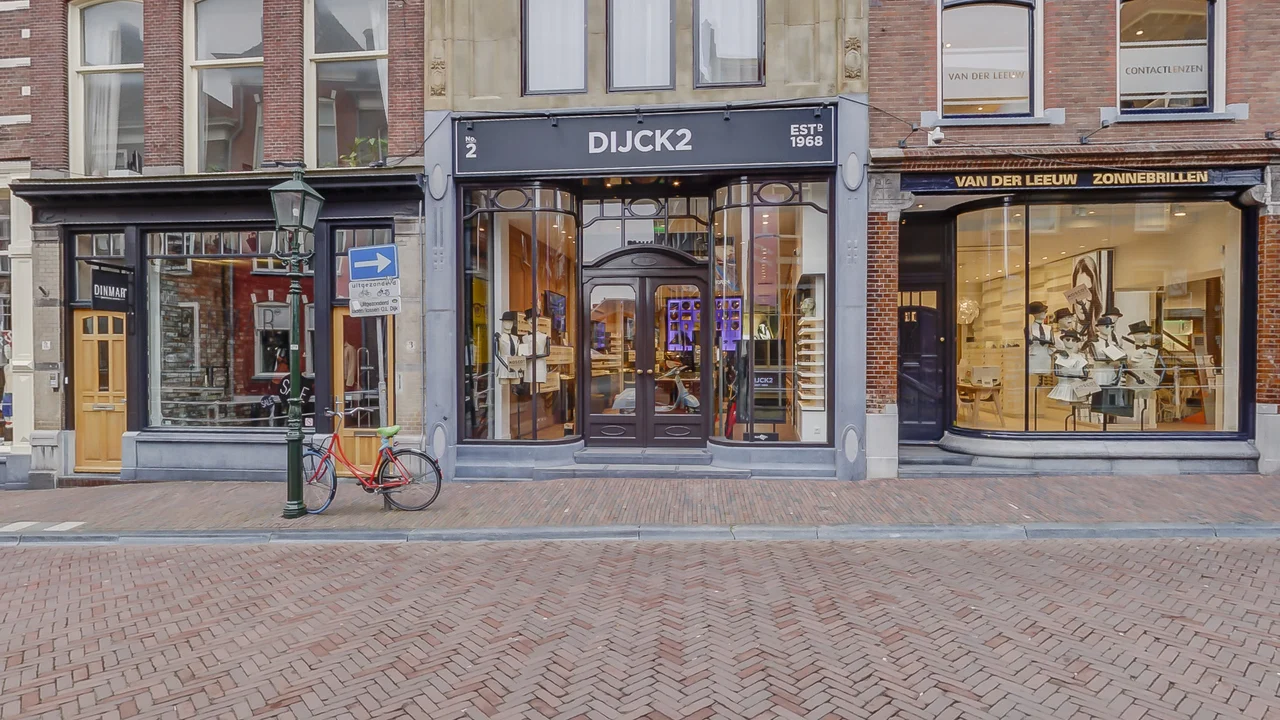 DIJCK2 shopfront on Oude Langendijk in Delft