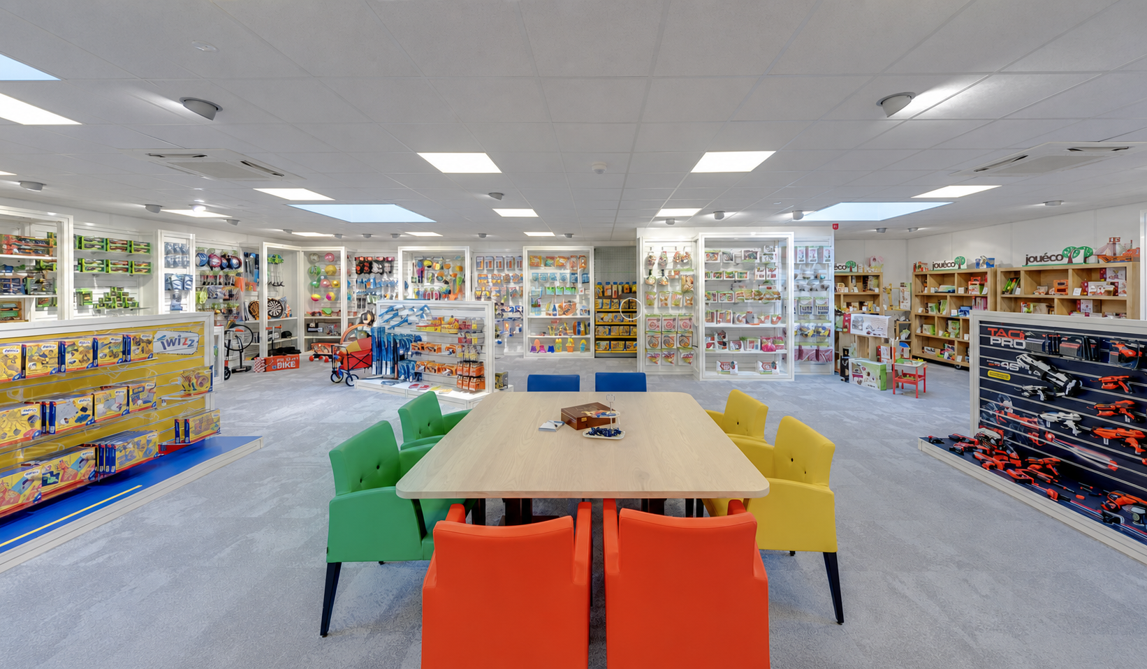 Speelgoedshowroom van Johntoy in Waddinxveen