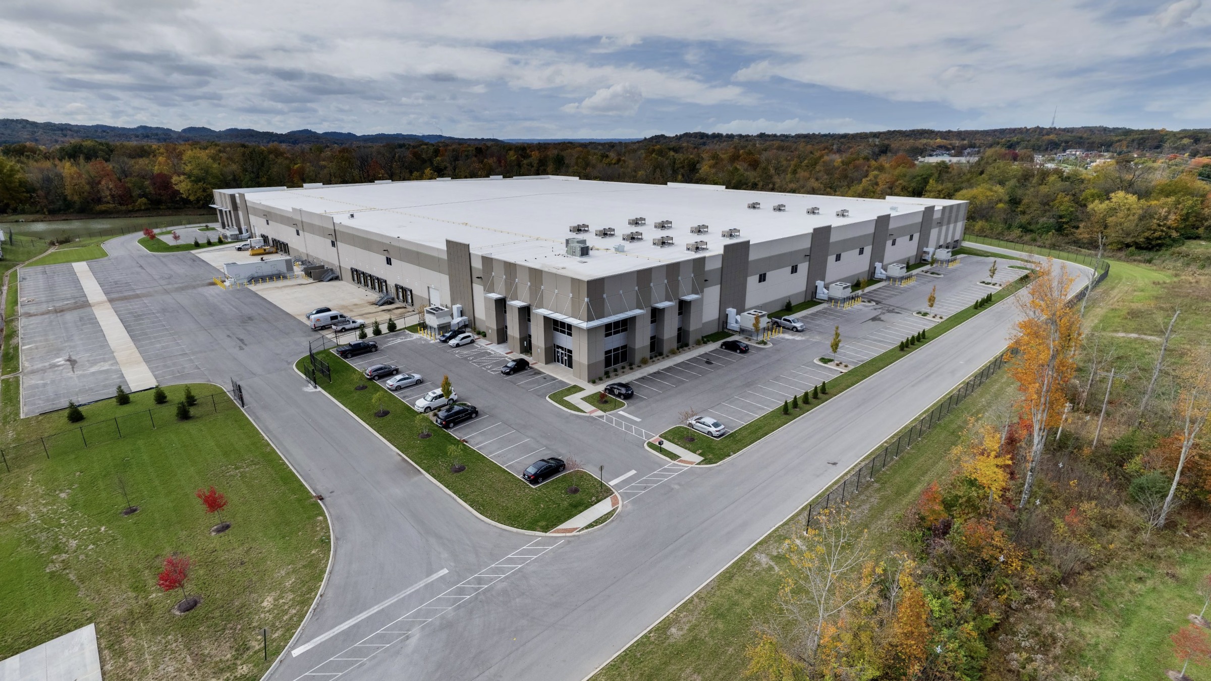 Luchtbeeld van het UPS Healthcare distributiecentrum in Louisville in de virtuele tour
