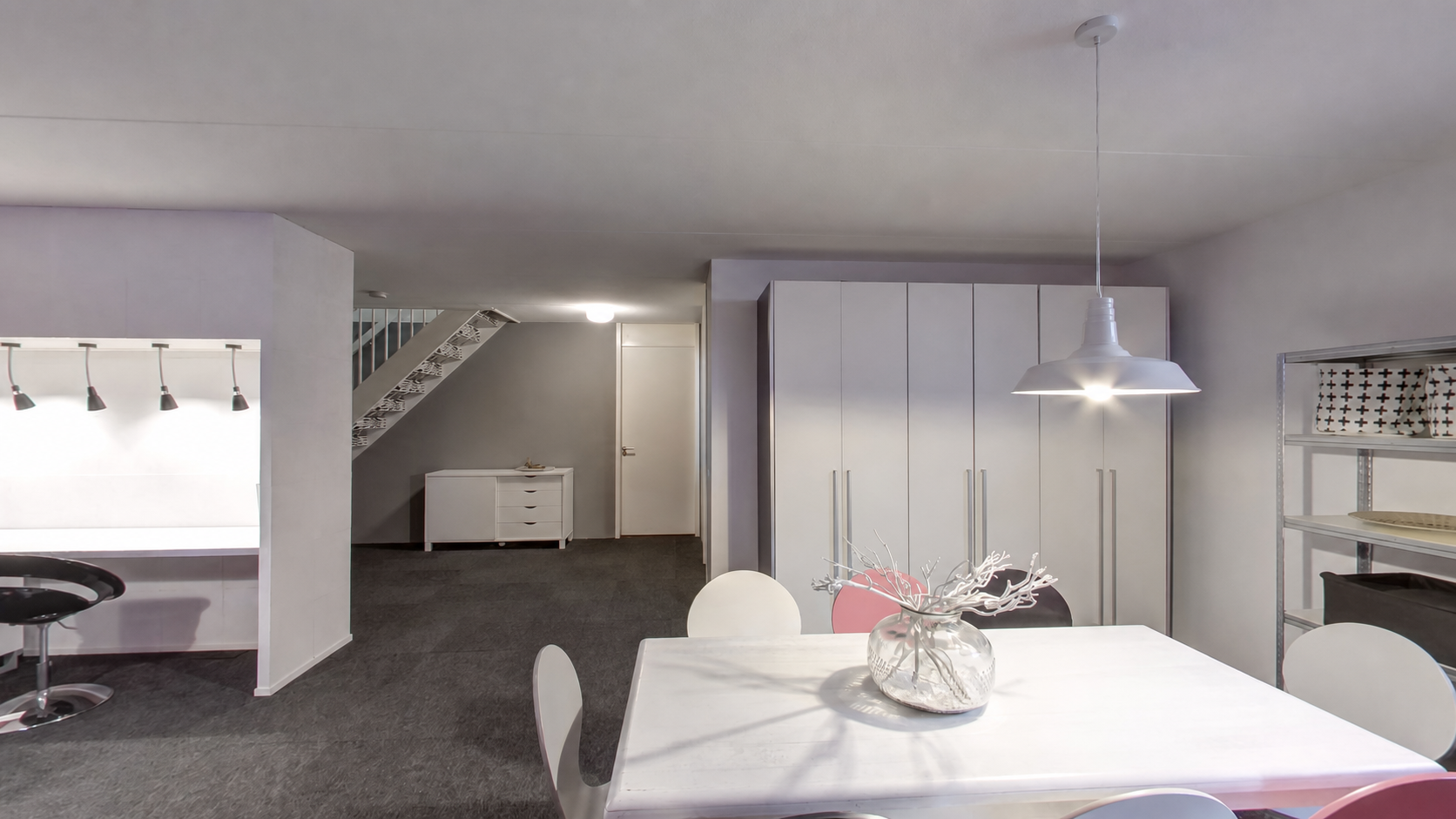 Ingerichte woonruimte van premium woning in Damwoude